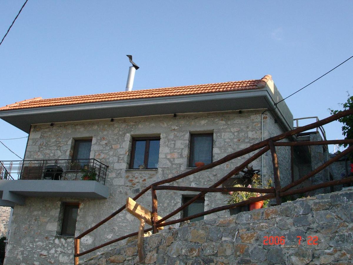 Vasilikata Apartment Agios Konstantinos  Exterior photo